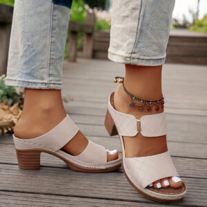 Women's Casual Sandals with Adjustable Straps and Cushioned Sole