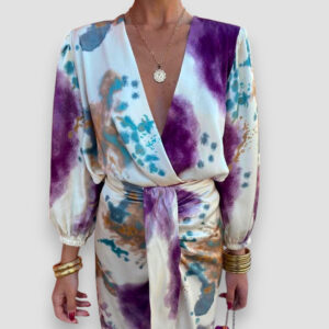 Women's Blouse and Skirt Set with Classic Design and Versatile Style