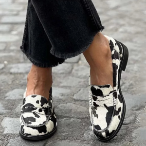 Women's Classic Loafers with Timeless Design and Versatile Style