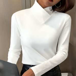 Women's Turtleneck Top with Fitted Design and Versatile Style