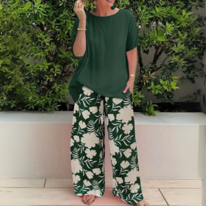 Women's Two-Piece Set with Versatile Style and Comfortable Fit