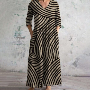 Women's Vintage Striped Dress with Short Sleeves and A-Line Cut