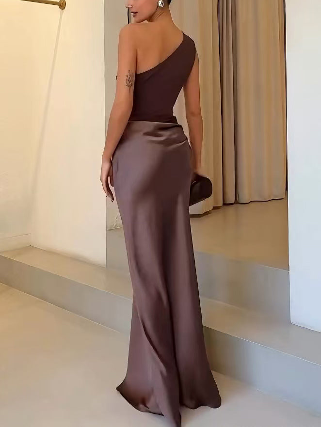 Exquisite One Shoulder Pleated Georgette Velvet Showstopper Silhouette Maxi Dress - Image 7