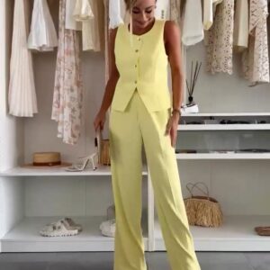 Women's Co-ord Set with Lightweight Fabric and Versatile Design