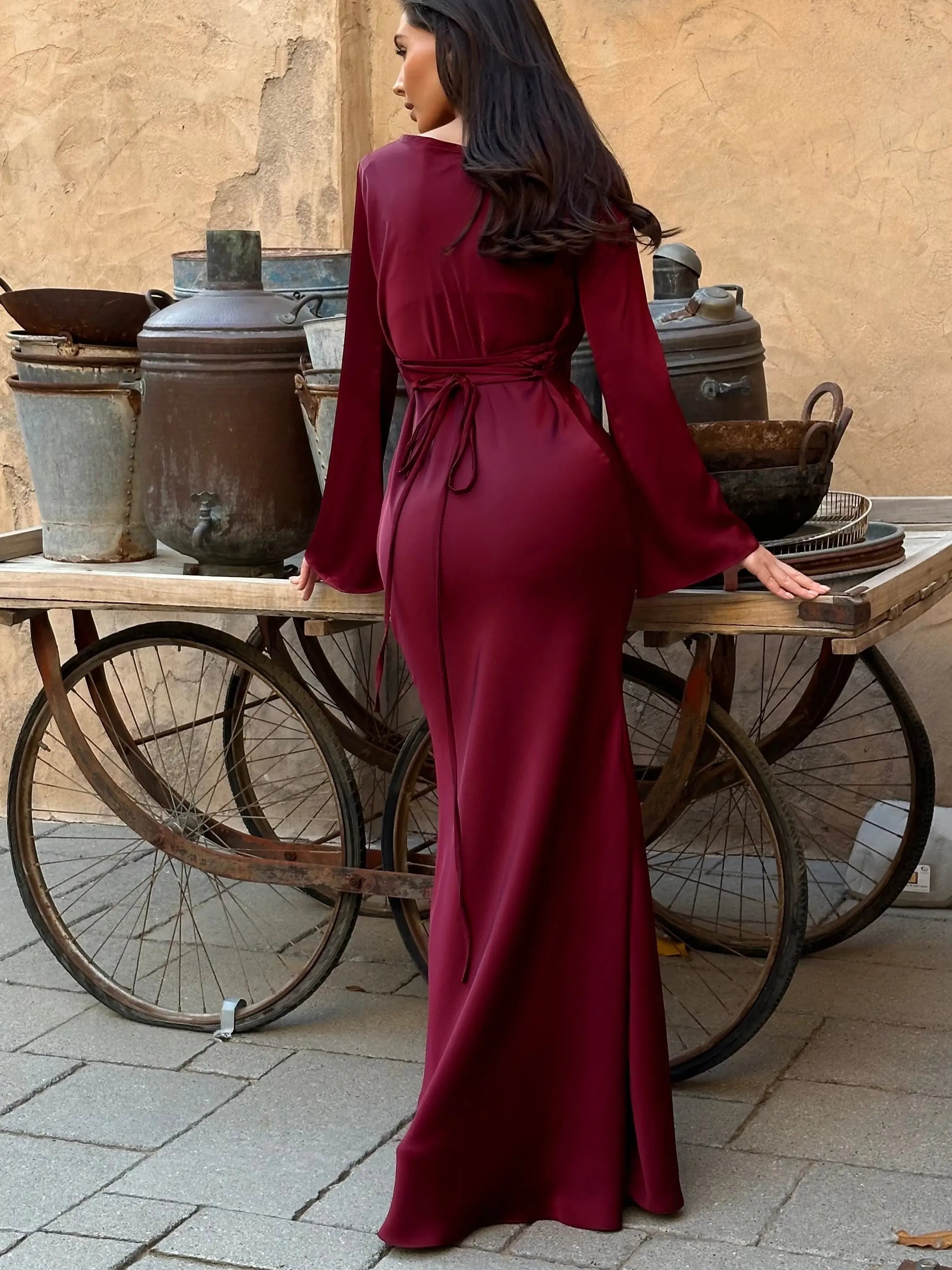 Luxurious Draped Long-Sleeve Satin Evening Floor-Length Maxi Silhouette Elegant Dress - Image 21