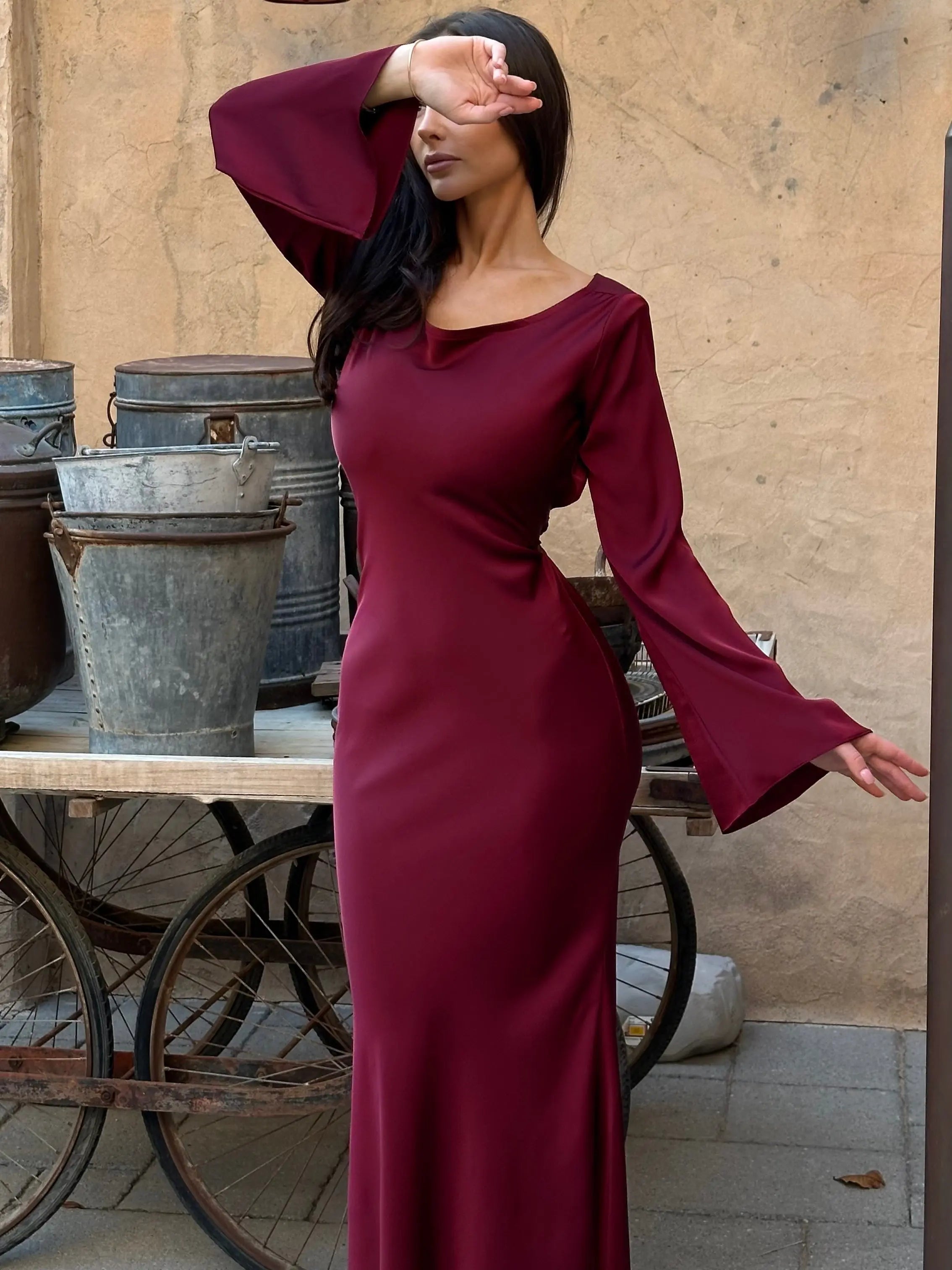 Luxurious Draped Long-Sleeve Satin Evening Floor-Length Maxi Silhouette Elegant Dress - Image 22