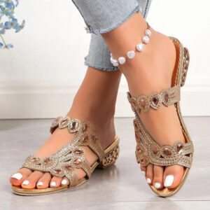 Women's Stylish Sandals with Adjustable Straps and Cushioned Insole