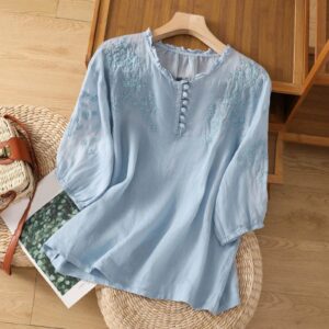 Women's Floral Button-Front Blouse with Short Sleeves and Lightweight Fabric