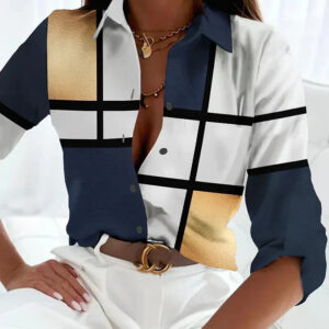 Women's Printed Blouse with Short Sleeves and Relaxed Fit