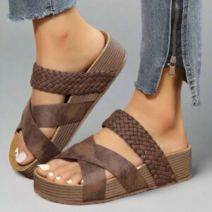Women's Sandals with Arch Support and Adjustable Straps