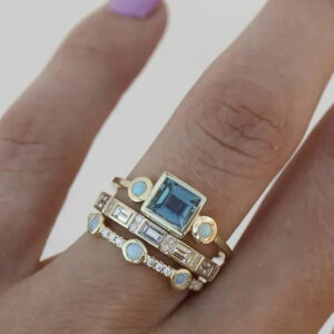 Women's Vintage Crystal Ring with Unique Design and Elegant Finish
